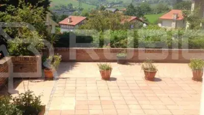 Casa adosada en venta en San Miguel de Meruelo