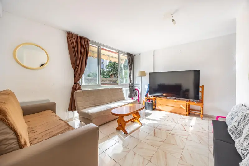 Apartamento en Benidorm Levante 2 Dormitorios Cerca de la Playa