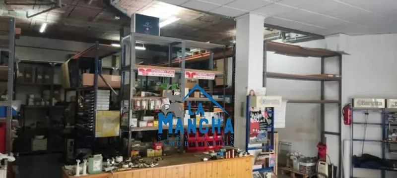 Venta Local Comercial El Pilar Albacete 125m2