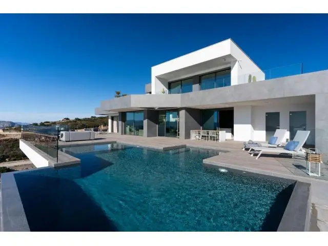 Villa de Lujo Obra Nueva Cumbre del Sol
