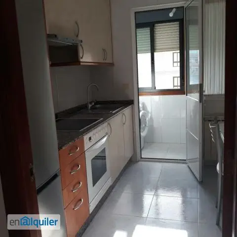 Alquiler piso ascensor y trastero Casco viejo