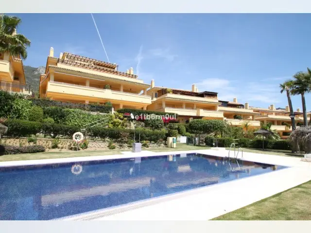 Apartamento 3 Dormitorios Milla de Oro Marbella Vistas al Mar