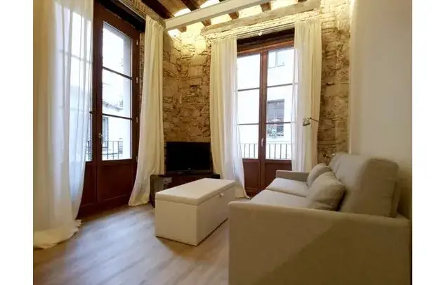 Apartamento 65m² El Born 1 Dormitorio Balcón Cerca Museos