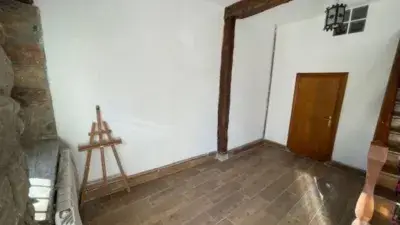 Piso en Venta Reinosa Calle Peligros Reformado Soleado