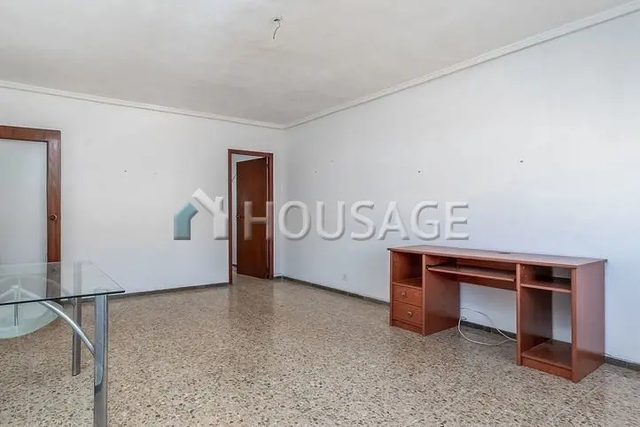 Piso en venta en Torrent 109m² 3 dormitorios 1 baño