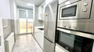 Piso Amueblado en Miralvalle cerca de Carrefour y Universidad
