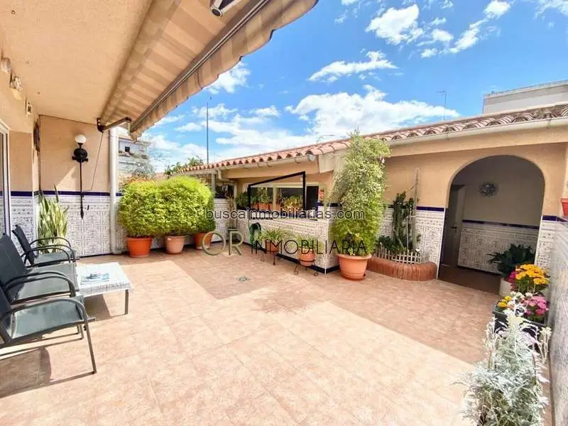 Casa en venta en Santa Margarida i els Monjos
