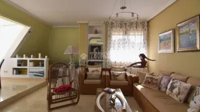 Atico en El Bosque con Terraza y Garaje