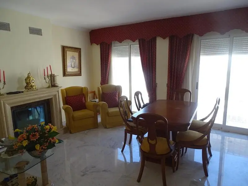 Apartamento en Miramar 3 Dormitorios 2 Baños Amplia Terraza