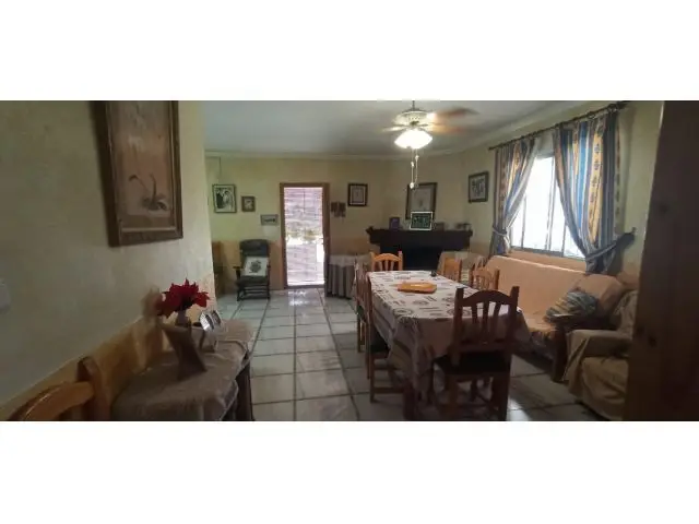 Casa de Campo en Hondon de las Nieves