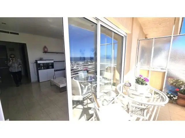 Estudio con Vistas al Mar en Edificio El Riscal Alicante