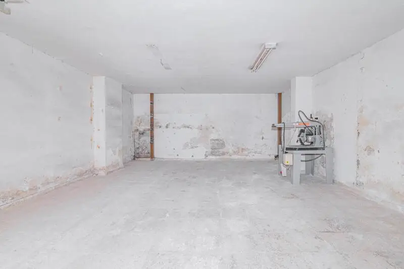 2 Cuarto Local Comercial en venta
Granada, Granada