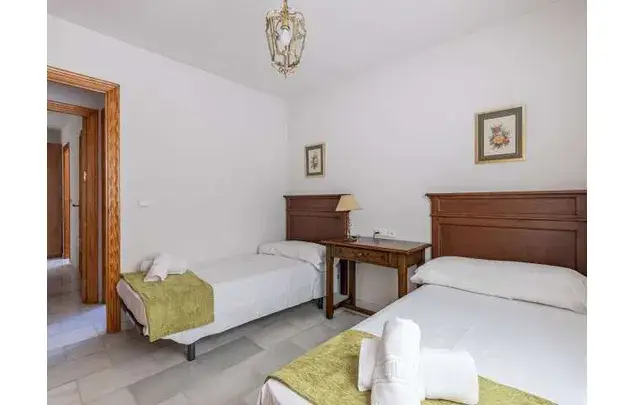 Apartamento 3 Dormitorios Armilla Amueblado