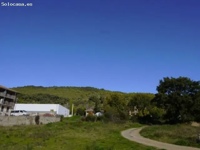 Parcela Urbana con Proyecto Dos Chalets en Bolta	
															ña