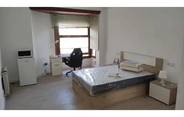 Habitaci
ón 190m
² Castell
ón de la Plana