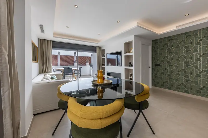 Apartamento en Nueva Andalucia  3 Dormitorios  Reformado Cerca de la Playa