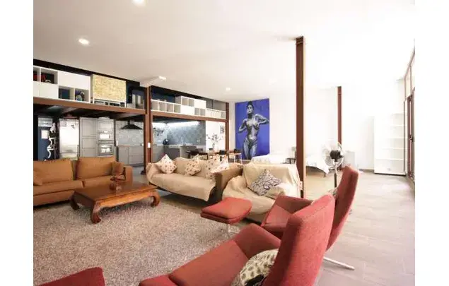 Estudio 156m2 Badalona Moderno Elegante Parejas