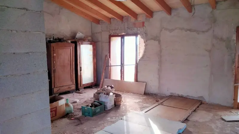 Finca Rústica Consell 14000m2 Casa 300m2 A Reformar