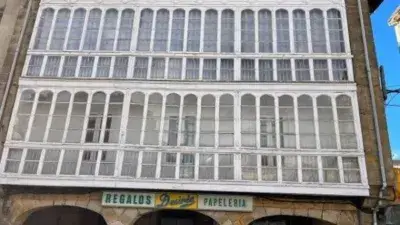 Piso historico en Plaza Diez Vicario Reinosa a reformar