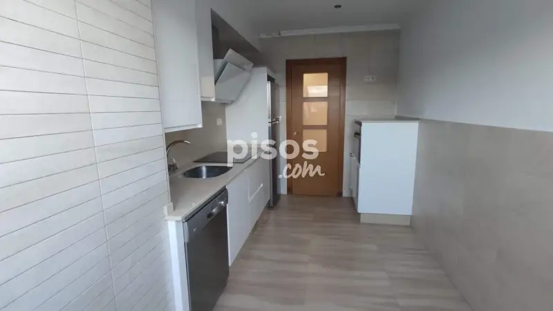 Atico amueblado en venta Avenida da Mariña 70m2 2 dormitorios