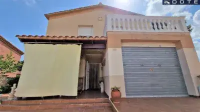 Chalet en venta en Barà-Mar