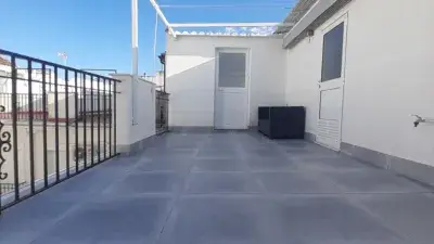 Casa en Venta Zona Semicentro 3 Habitaciones Parking Cerrado