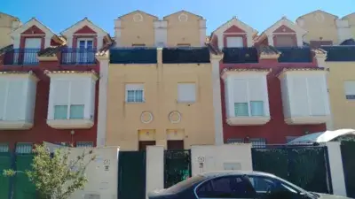 Casa adosada en venta en Calle del Prado Vicioso