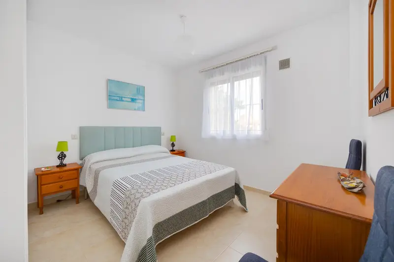 Casa con Piscina en Nueva Torrevieja Aguas Nuevas