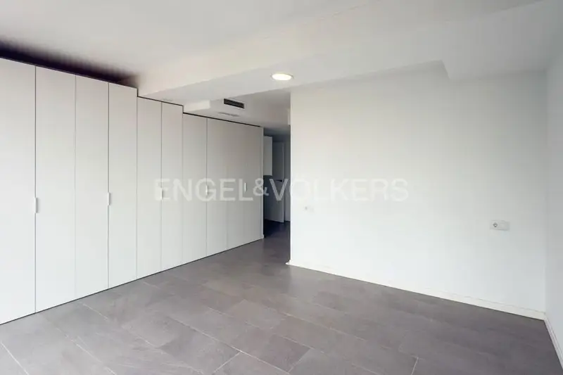 Apartamento en Alquiler L'Eliana 3 Dormitorios 3 Ba
Años