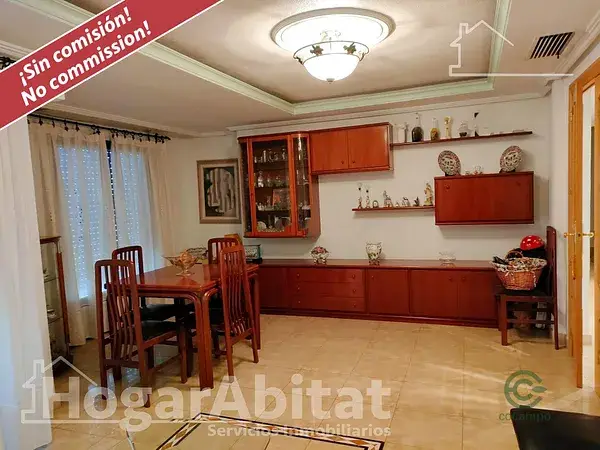 Casa con Local Comercial en Elche 6 Dormitorios 2 Baños