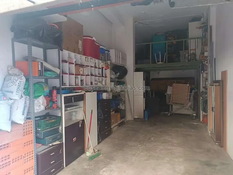Local Comercial en Venta en Torrent Calle Valencia
