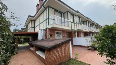Chalet en Mioño cerca de la playa