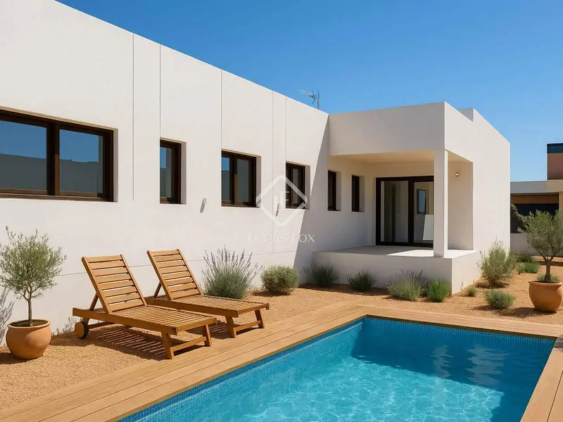Chalet en Francas El Vendrell con piscina y vistas al mar