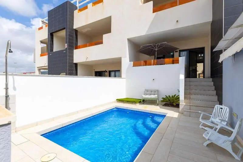 Villa en Venta Playa Flamenca Nueva Construccion