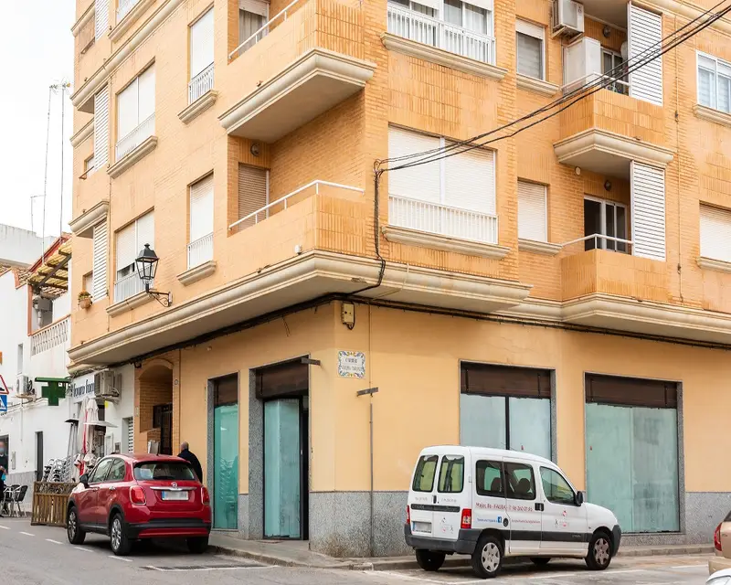 Local en Venta en Faura 207m2 Calle Mayor
