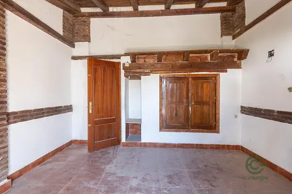 Casa en Romilla con Patio Ideal para Reforma