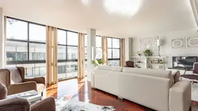 Atico Duplex en Venta Barcelona 4 Habitaciones 70m2 Terraza