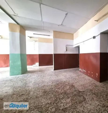 Casa de Pueblo en Pinoso 400m2 Ideal Negocio o Vivienda