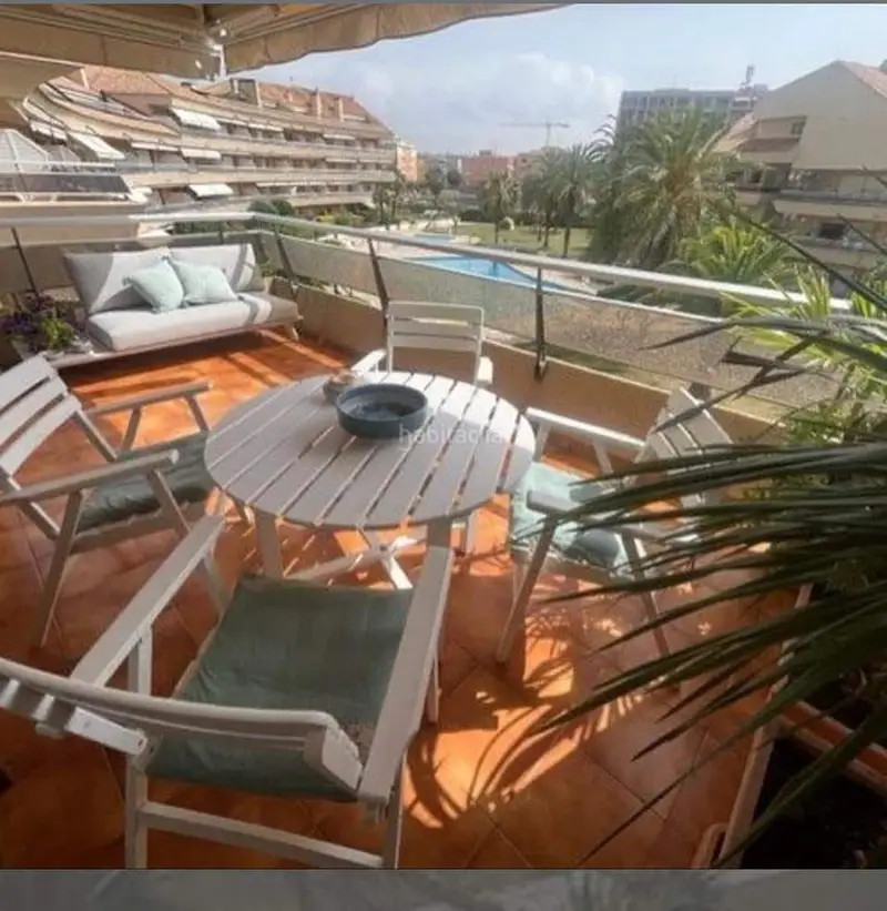Apartamento en Sant Antoni de Calonge con Vistas al Mar