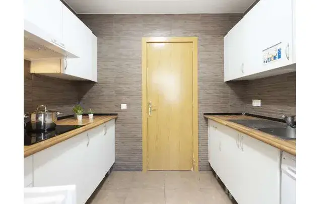 Alquiler Habitaci
ón 83m
² Madrid Cerca Estadio Vallecas