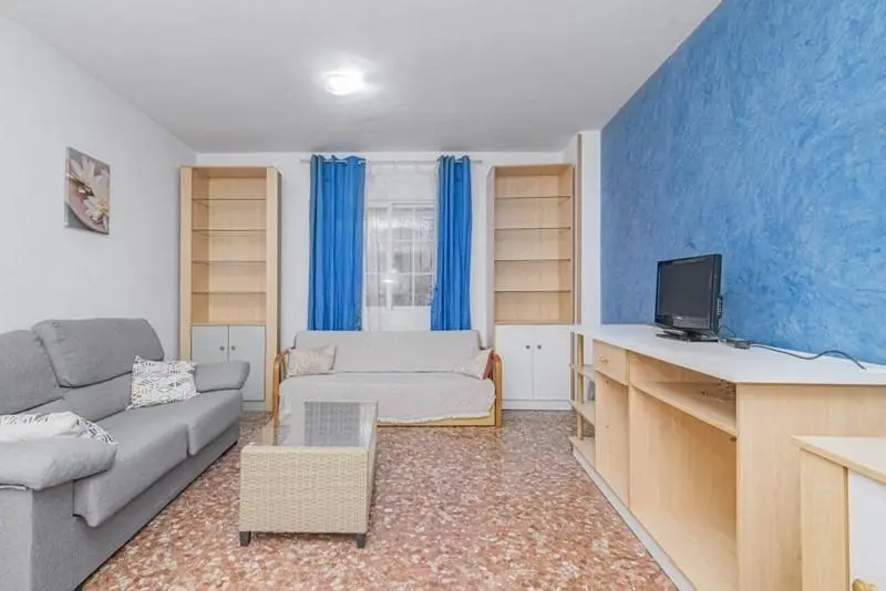 Venta Piso Soleado H	jar 2 Dormitorios Cochera Trastero