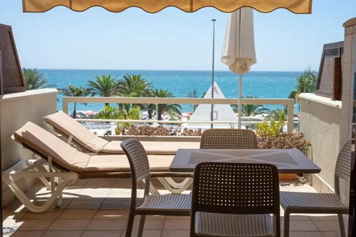 Apartamento 2 Dormitorios en Burriana Nerja  Con Vistas al Mar