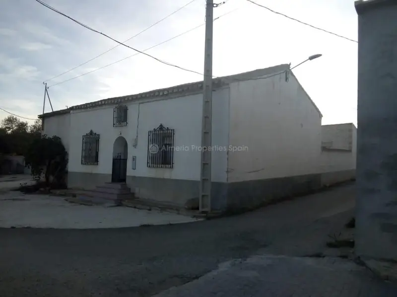 Cortijo en Venta cerca de Los Cerricos Almeria