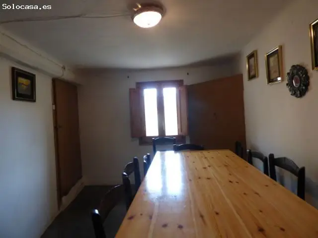 Casa de Pueblo en Fiscal 207m2 4 Plantas Reforma