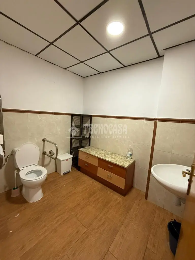 Local Comercial en Venta en Camas 87m²