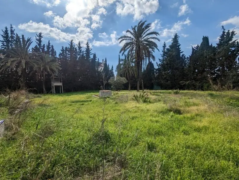 Parcela en Marbella 1493m2 Vistas Panoramicas Orientacion Sur