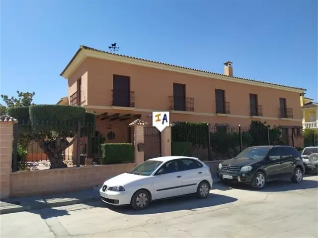 Villa de Lujo 5 Dormitorios La Carlota