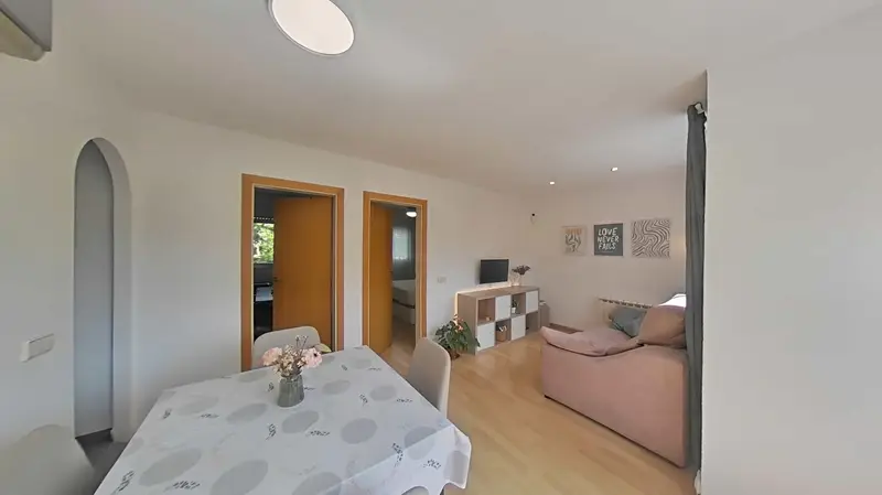 Piso Reformado 2 Dormitorios Sabadell
