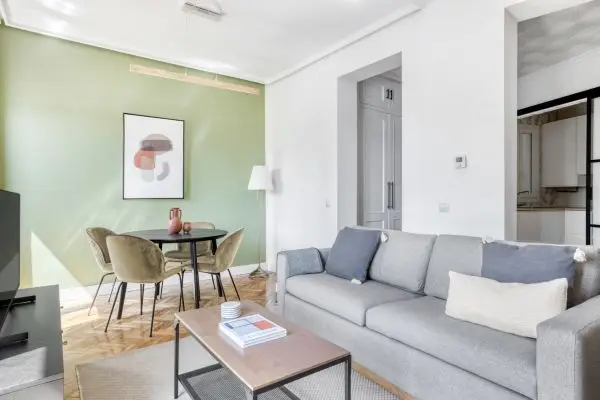 Apartamento en Madrid, Jeronimos