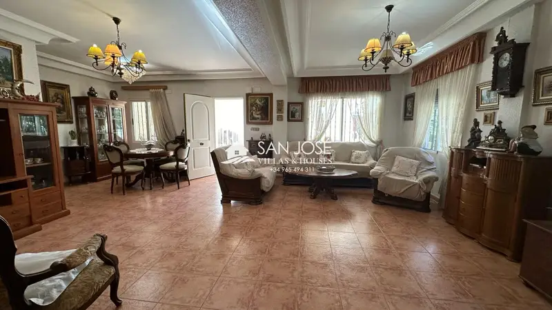 Casa con Piscina en Aspe Tolomo 3 Dormitorios Jardin Barbacoa